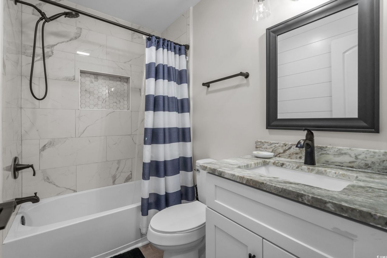 9560 Shore Dr. Photo 32