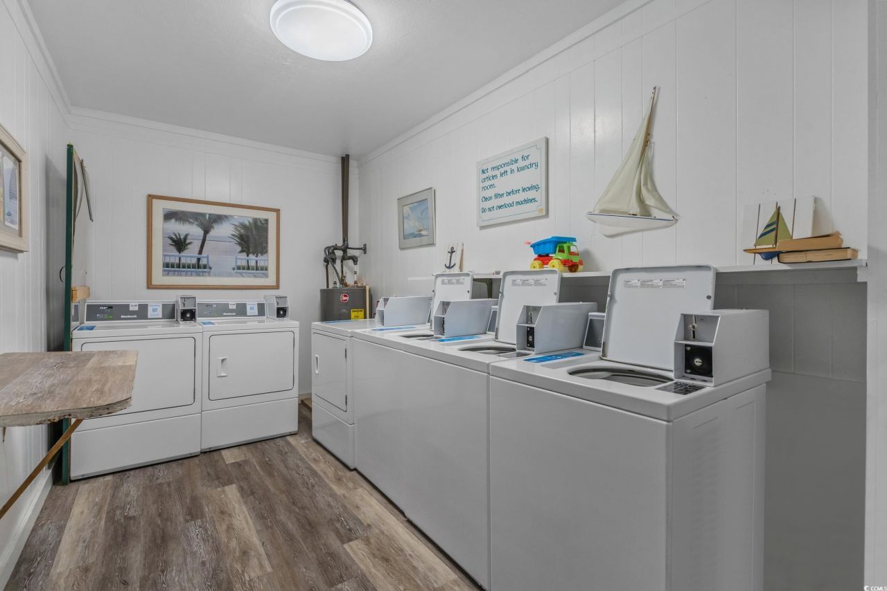 9560 Shore Dr. Photo 37