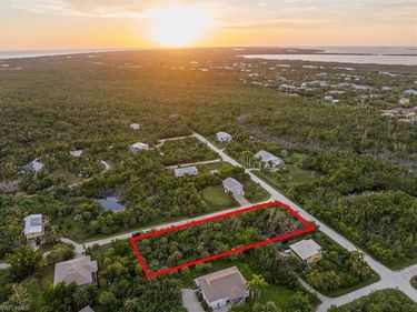 486 Ponce De Leon RD , SANIBEL, FL 33957