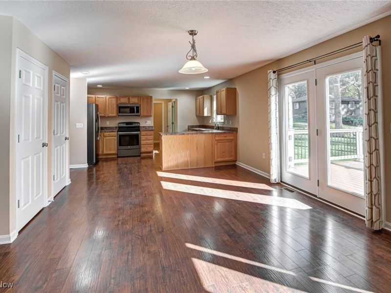 11768 Valley View Road, Northfield, OH 44067 Photo 14