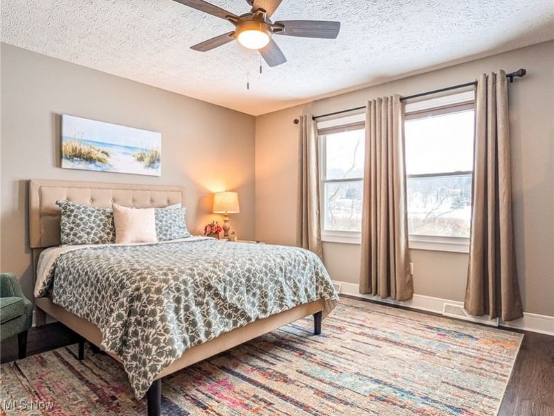 546 E Mohawk Drive, Malvern, OH 44644 Photo 19