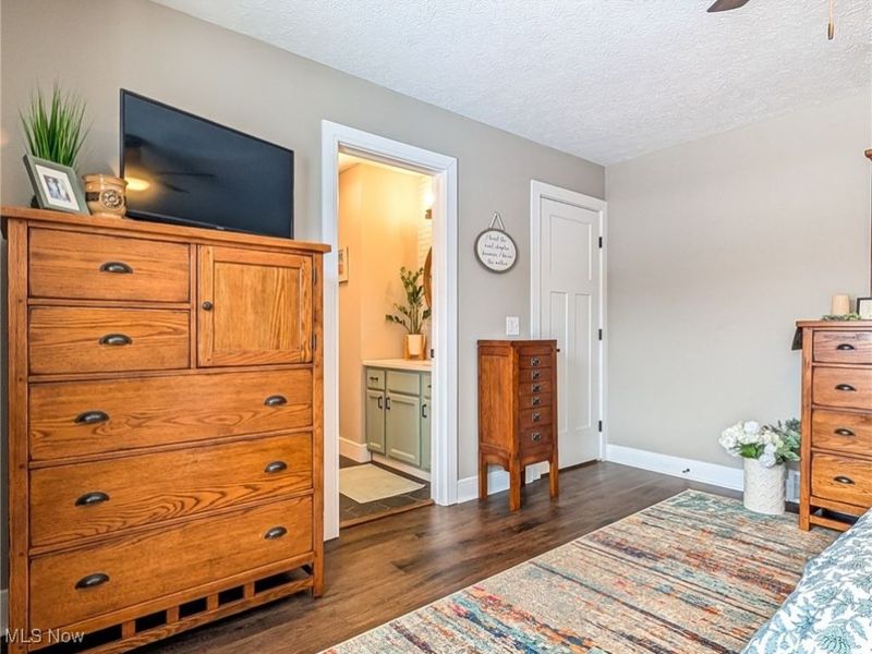 546 E Mohawk Drive, Malvern, OH 44644 Photo 22