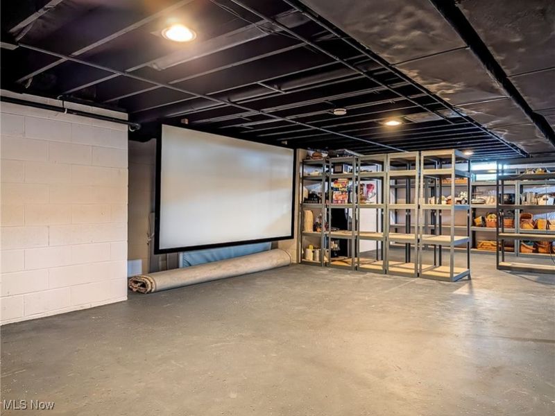 546 E Mohawk Drive, Malvern, OH 44644 Photo 38