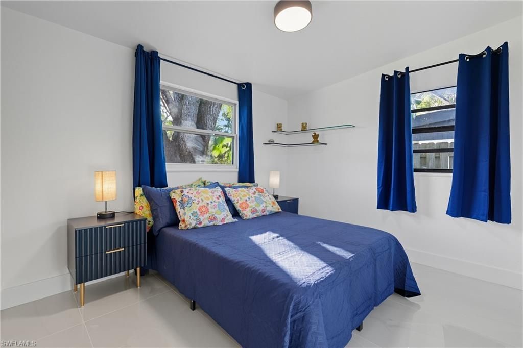 1280 Pine St , Naples, FL 34104 Photo