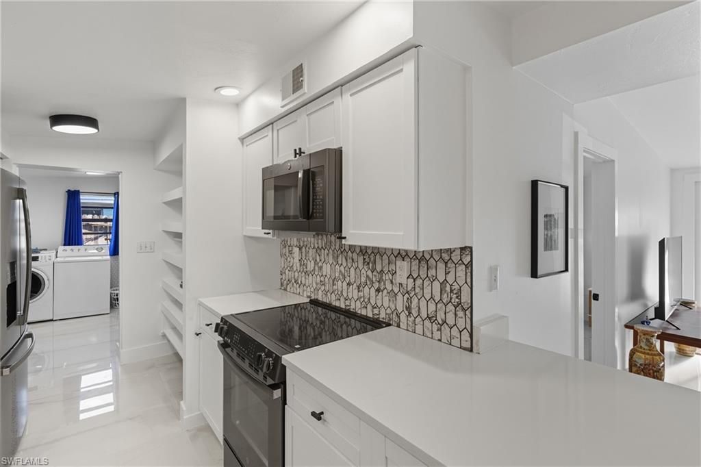 1280 Pine St , Naples, FL 34104 Photo