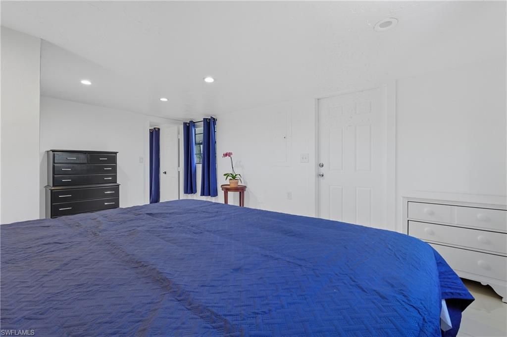 1280 Pine St , Naples, FL 34104 Photo