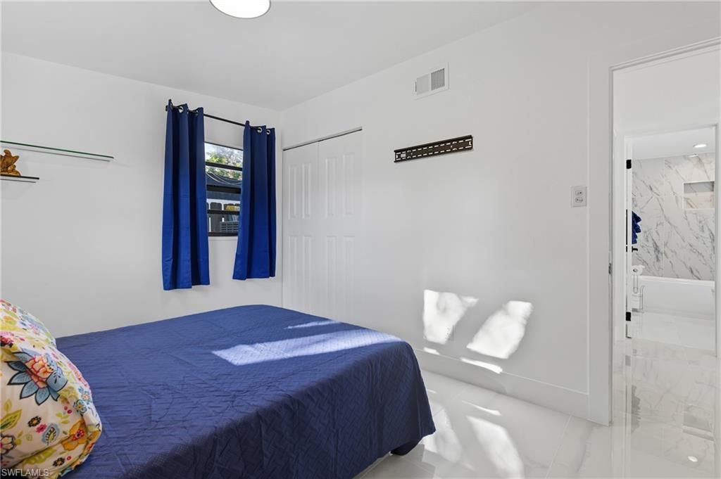 1280 Pine St , Naples, FL 34104 Photo