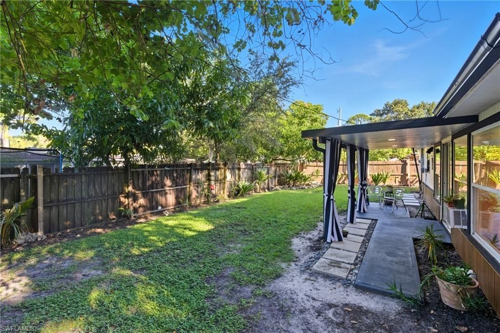 1280 Pine St , Naples, FL 34104 Photo