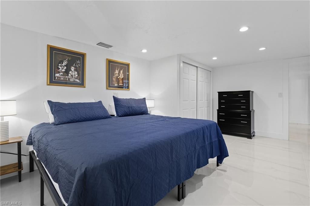 1280 Pine St , Naples, FL 34104 Photo