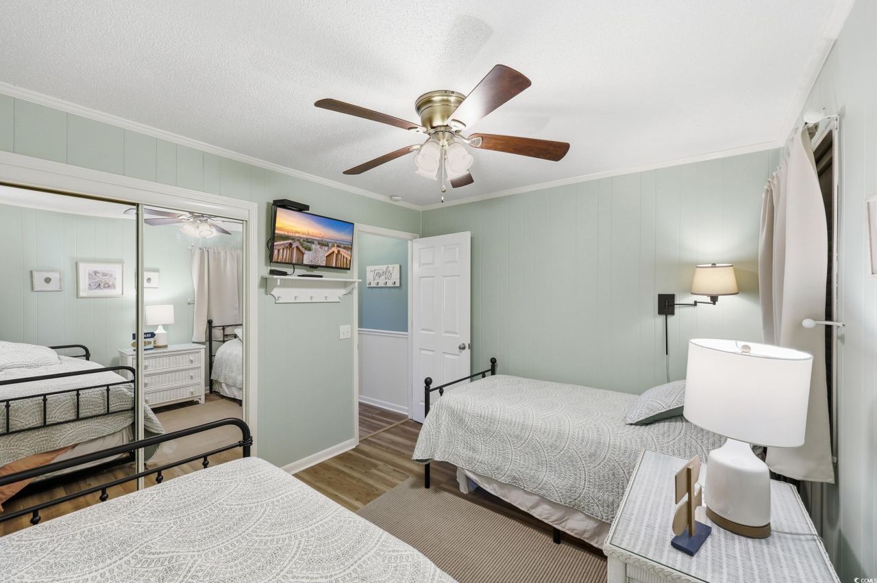 9560 Shore Dr. Photo 15