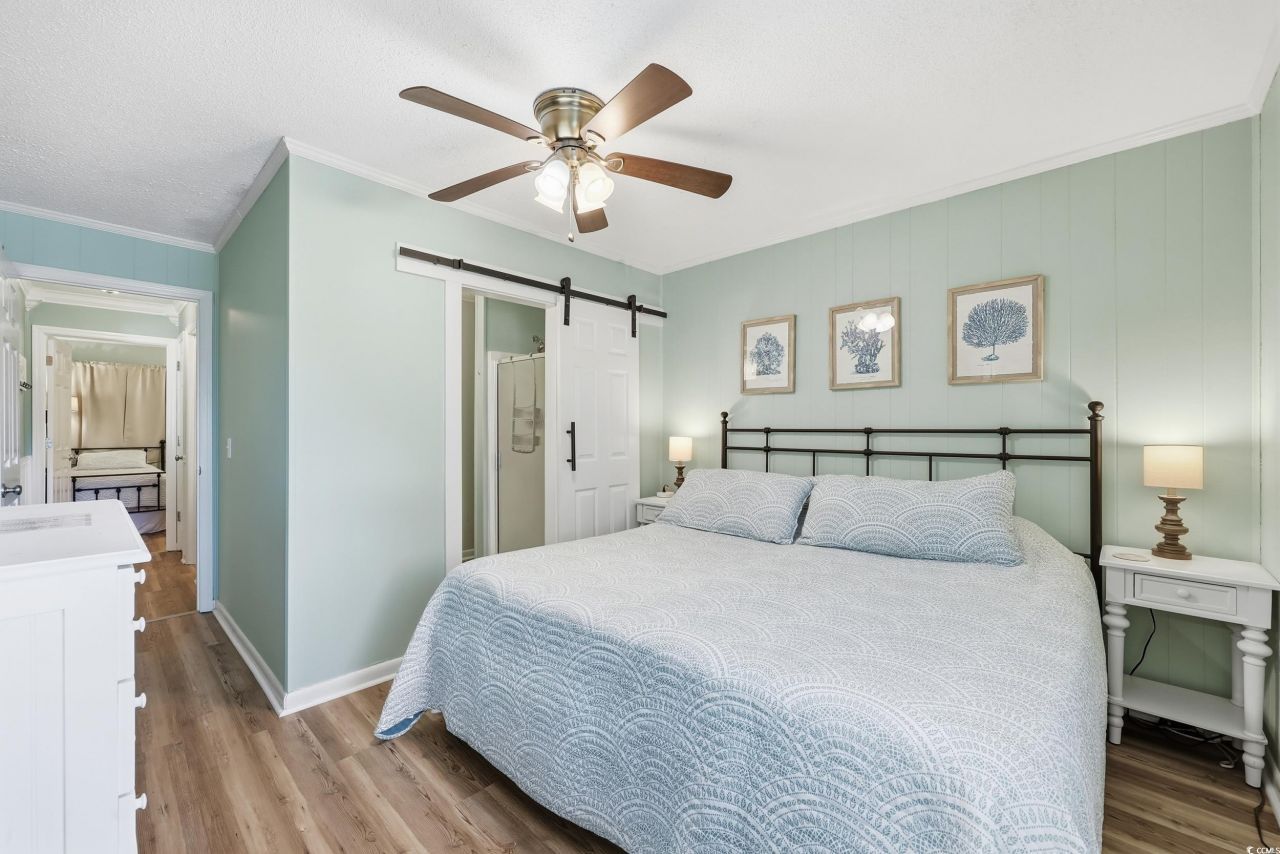 9560 Shore Dr. Photo 17