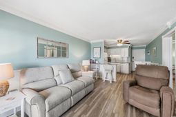 9560 Shore Dr. photo 4