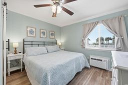 9560 Shore Dr. photo 4