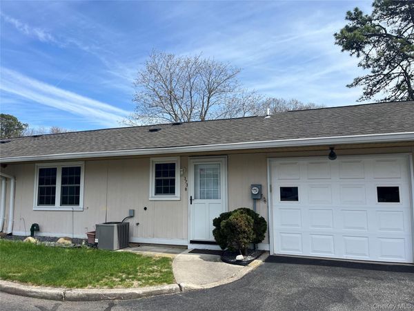 373 Woodbridge Drive, Unit B, Ridge, NY 11961