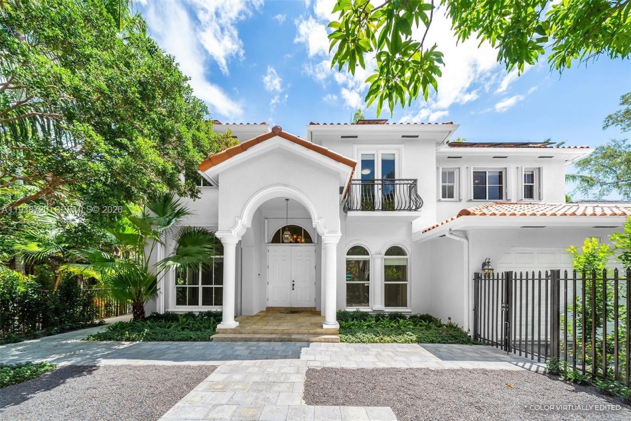 3211 Morris Ln, Coconut Grove, FL 33133 Photo