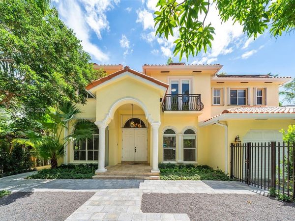 3211 Morris Ln, Coconut Grove, FL 33133