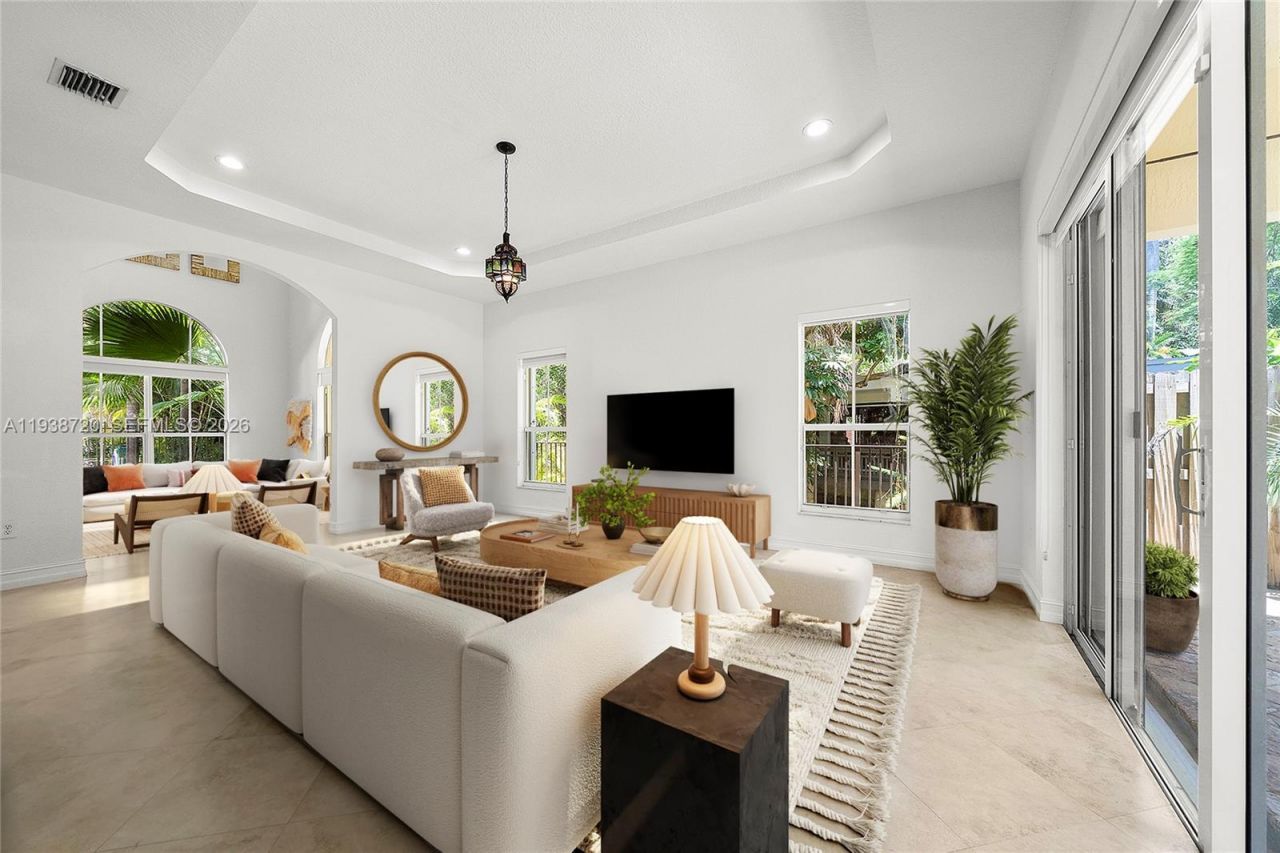 3211 Morris Ln, Coconut Grove, FL 33133 Photo