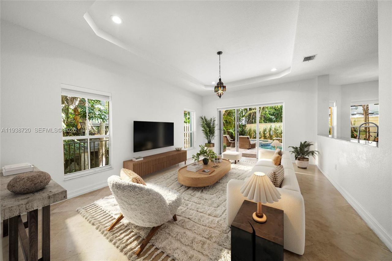 3211 Morris Ln, Coconut Grove, FL 33133 Photo
