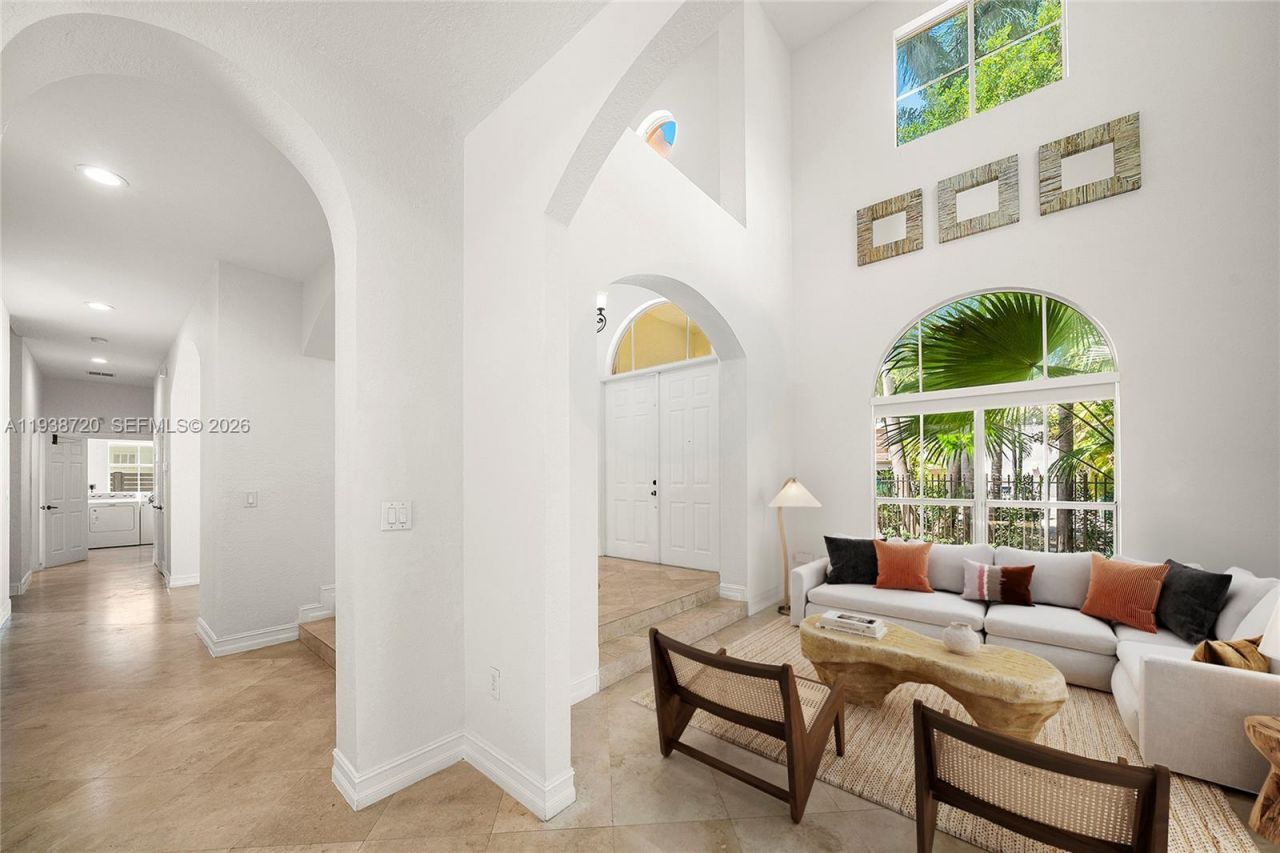 3211 Morris Ln, Coconut Grove, FL 33133 Photo