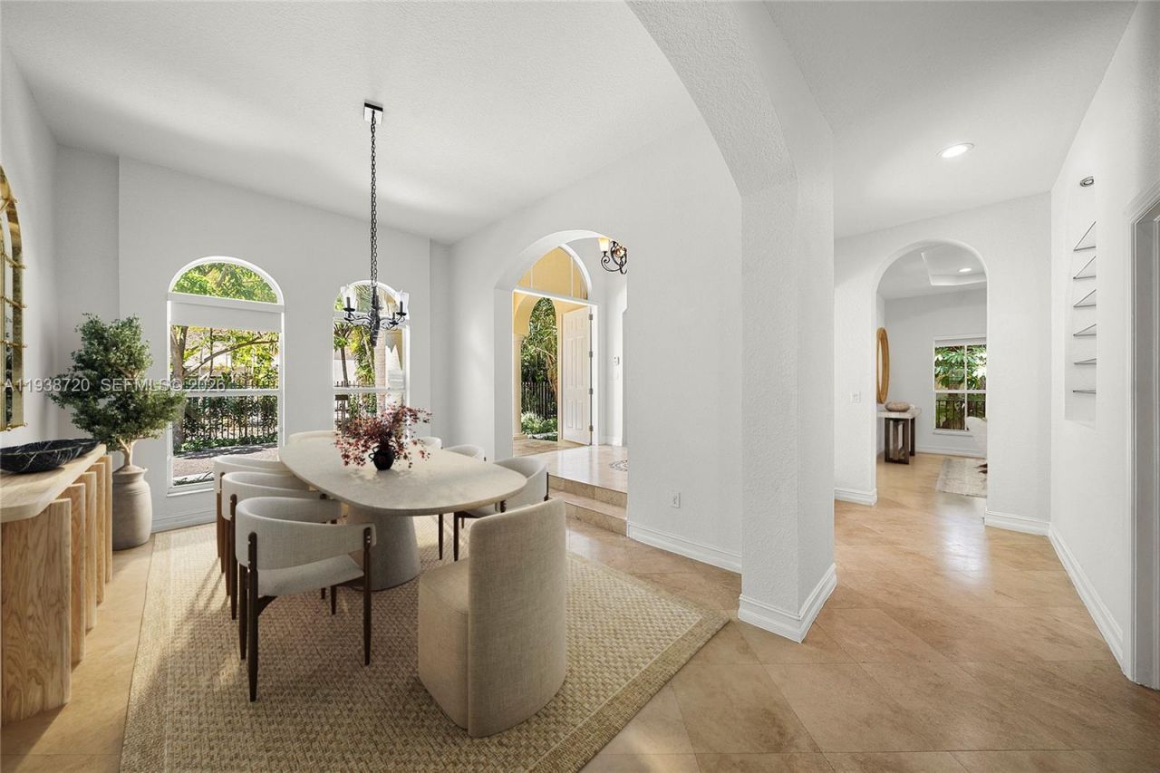 3211 Morris Ln, Coconut Grove, FL 33133 Photo