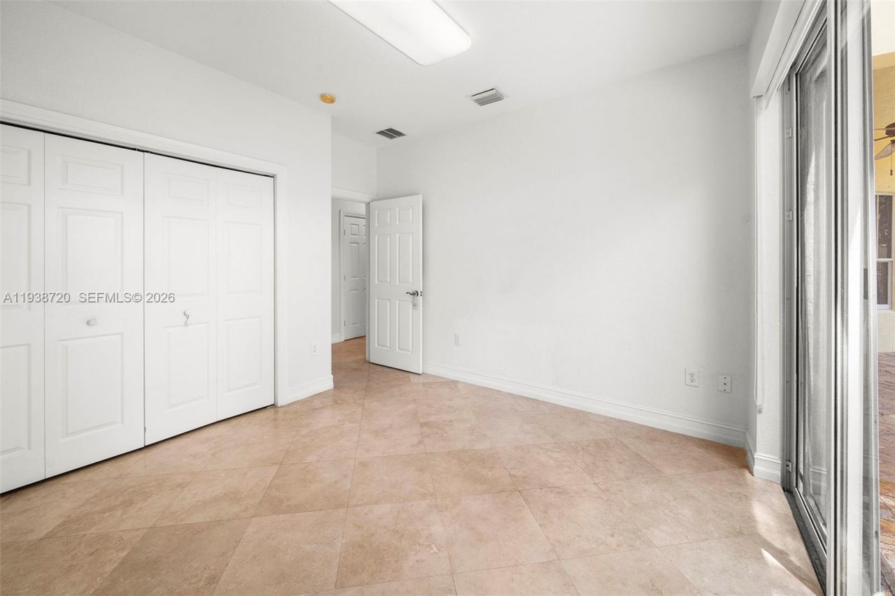 3211 Morris Ln, Coconut Grove, FL 33133 Photo