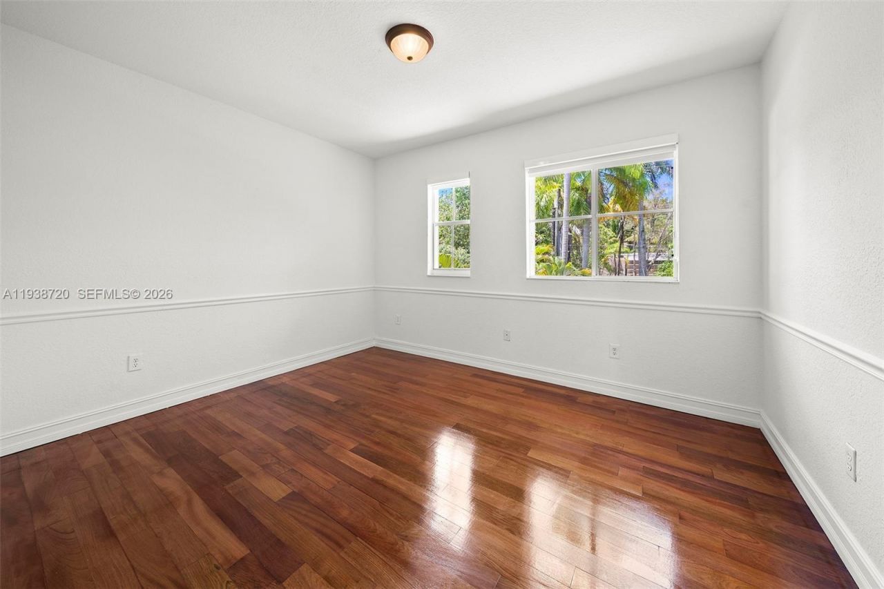 3211 Morris Ln, Coconut Grove, FL 33133 Photo