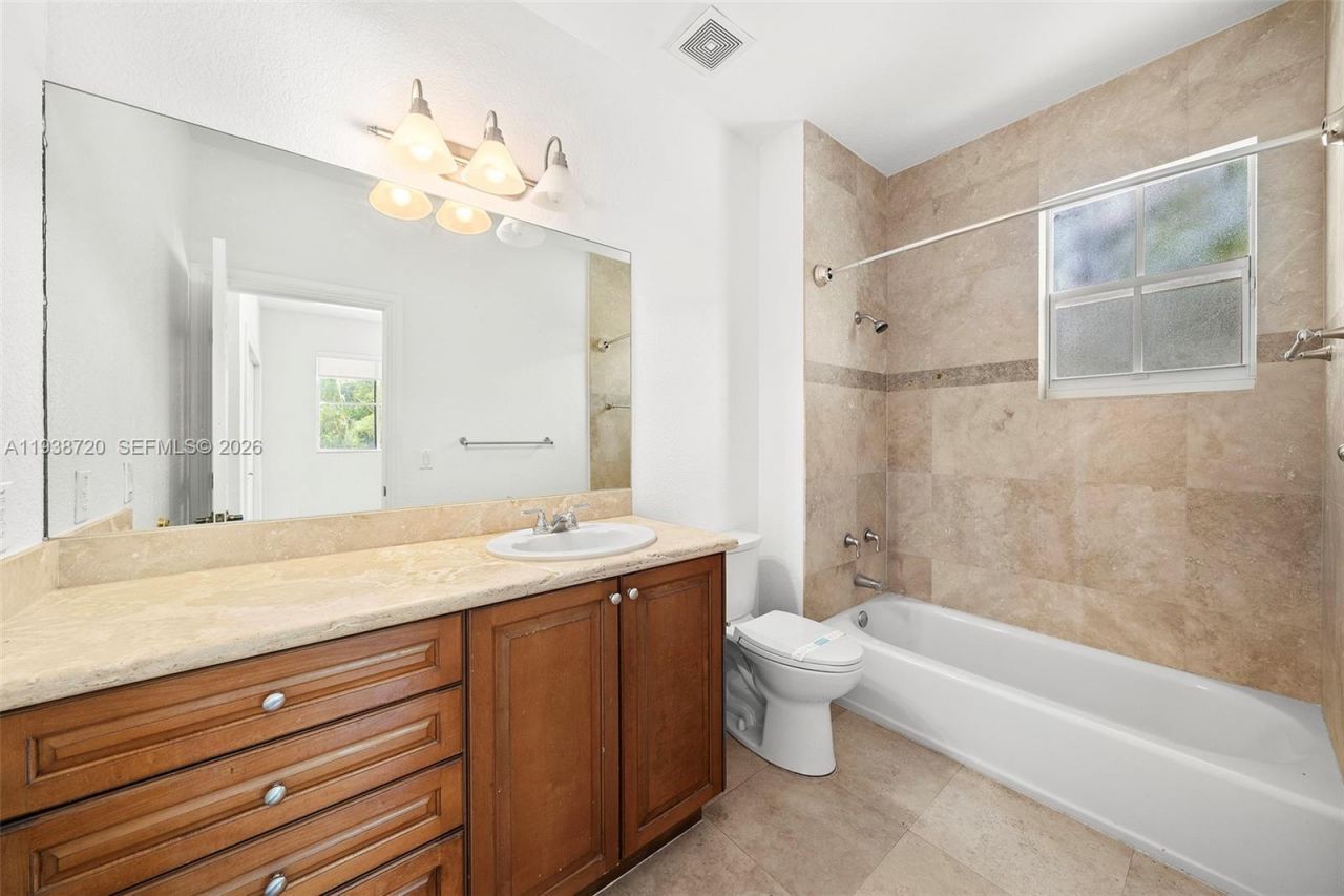 3211 Morris Ln, Coconut Grove, FL 33133 Photo