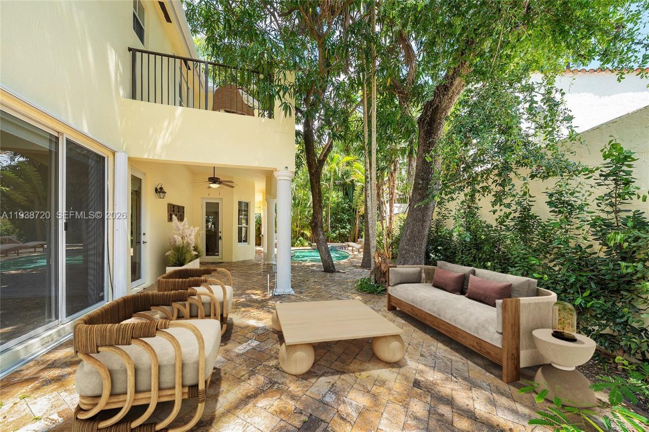 3211 Morris Ln, Coconut Grove, FL 33133 Photo