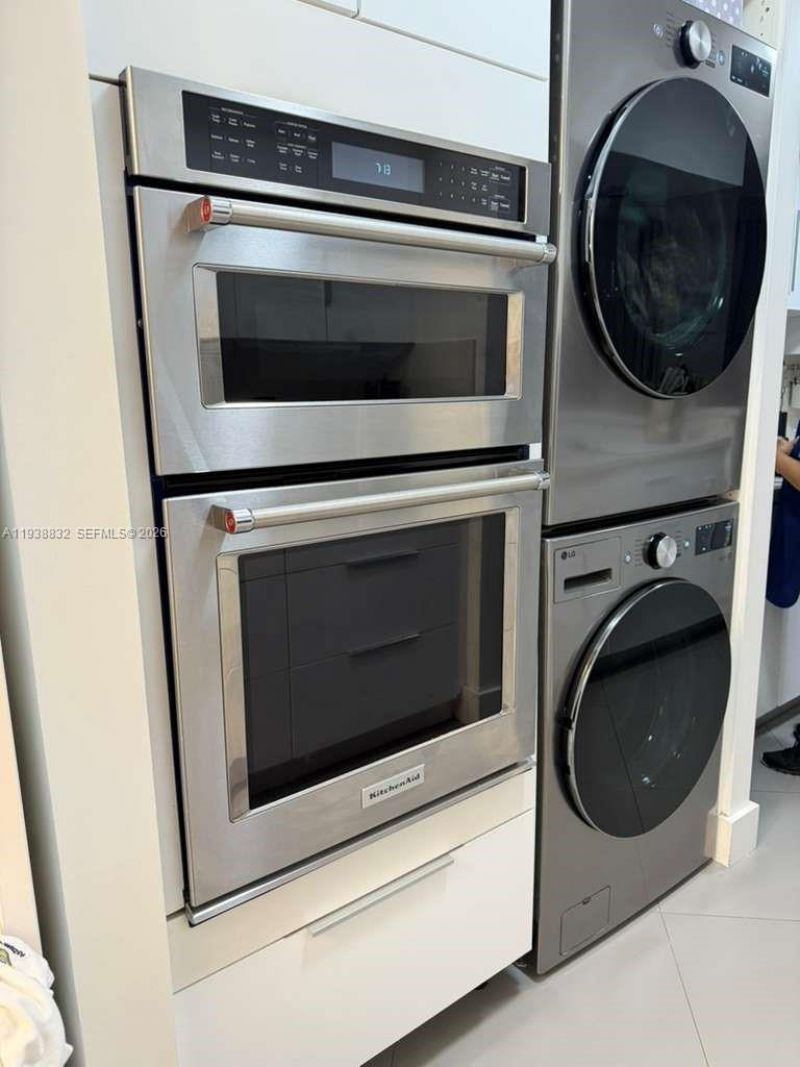 19667 Turnberry Way, Unit 10B+DEN+CA, Aventura, FL 33180 Photo