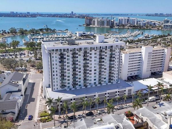 101 S GULFSTREAM AVENUE, Unit 15E, SARASOTA, FL 34236
