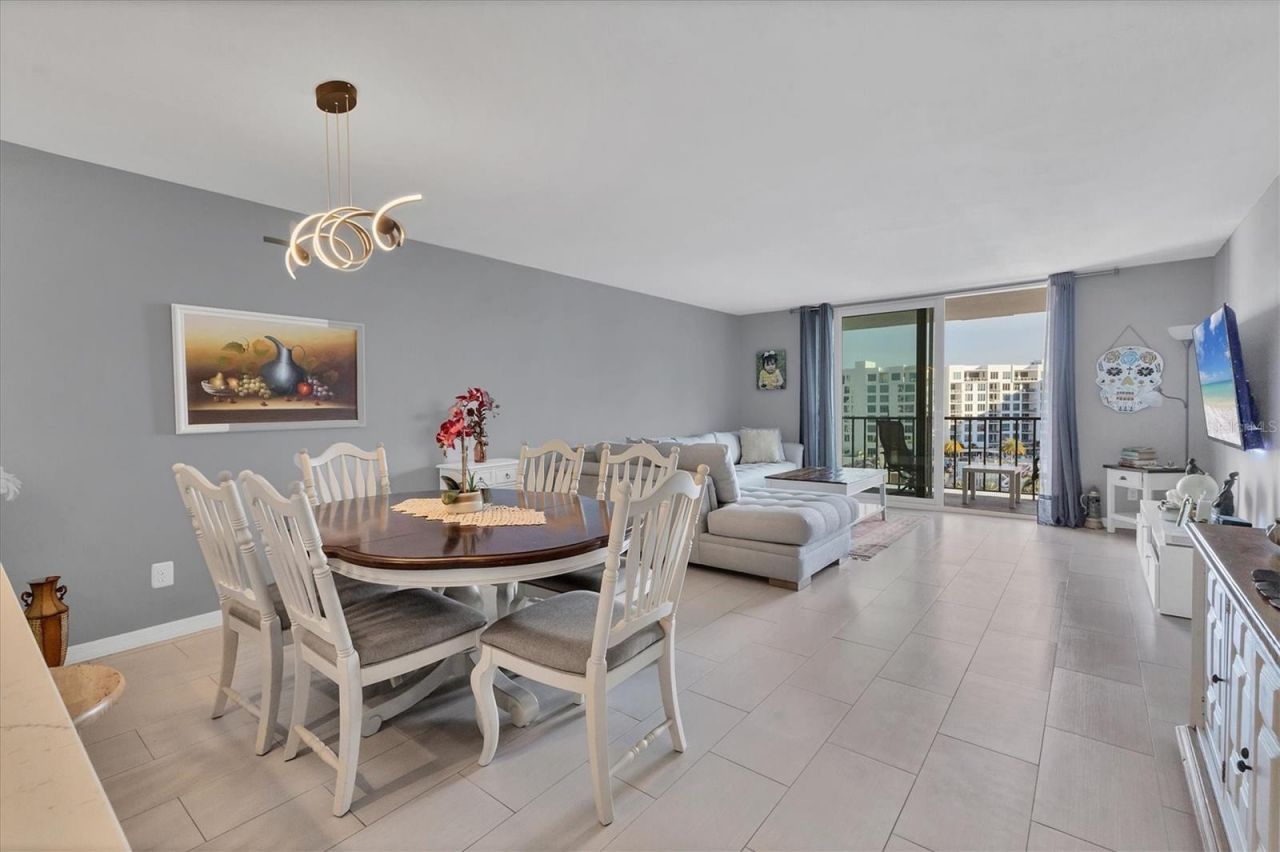 101 S Gulfstream Avenue, Unit 15E, Sarasota, FL 34236 Photo