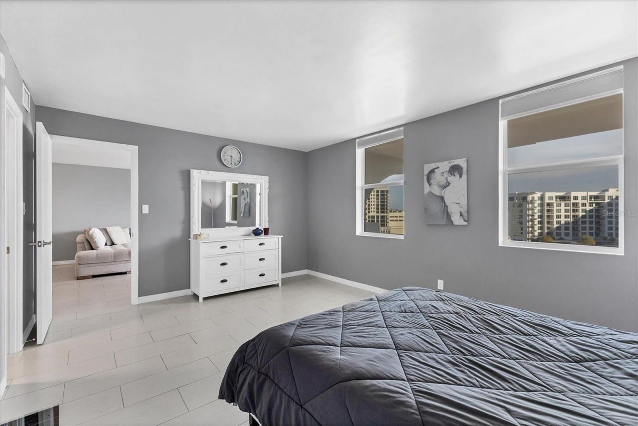 101 S Gulfstream Avenue, Unit 15E, Sarasota, FL 34236 Photo