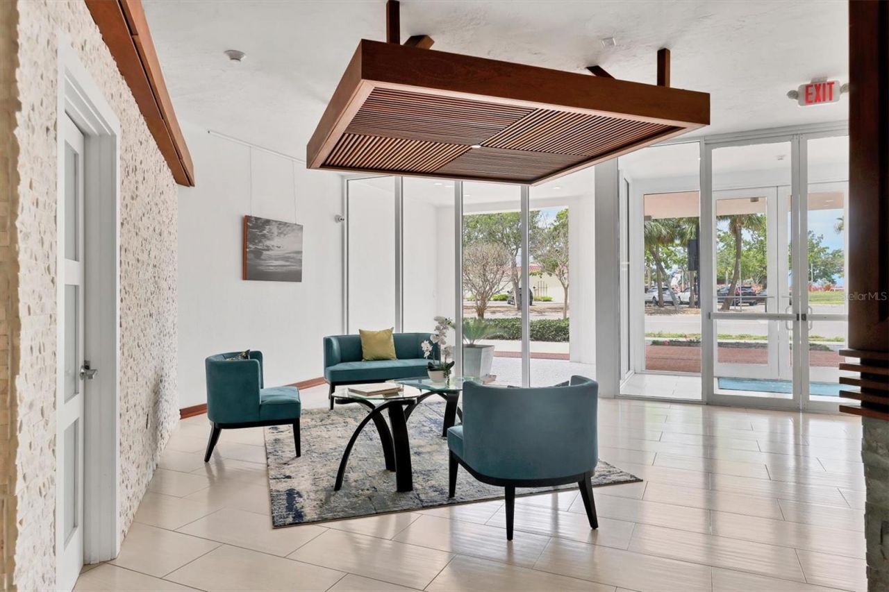 101 S Gulfstream Avenue, Unit 15E, Sarasota, FL 34236 Photo