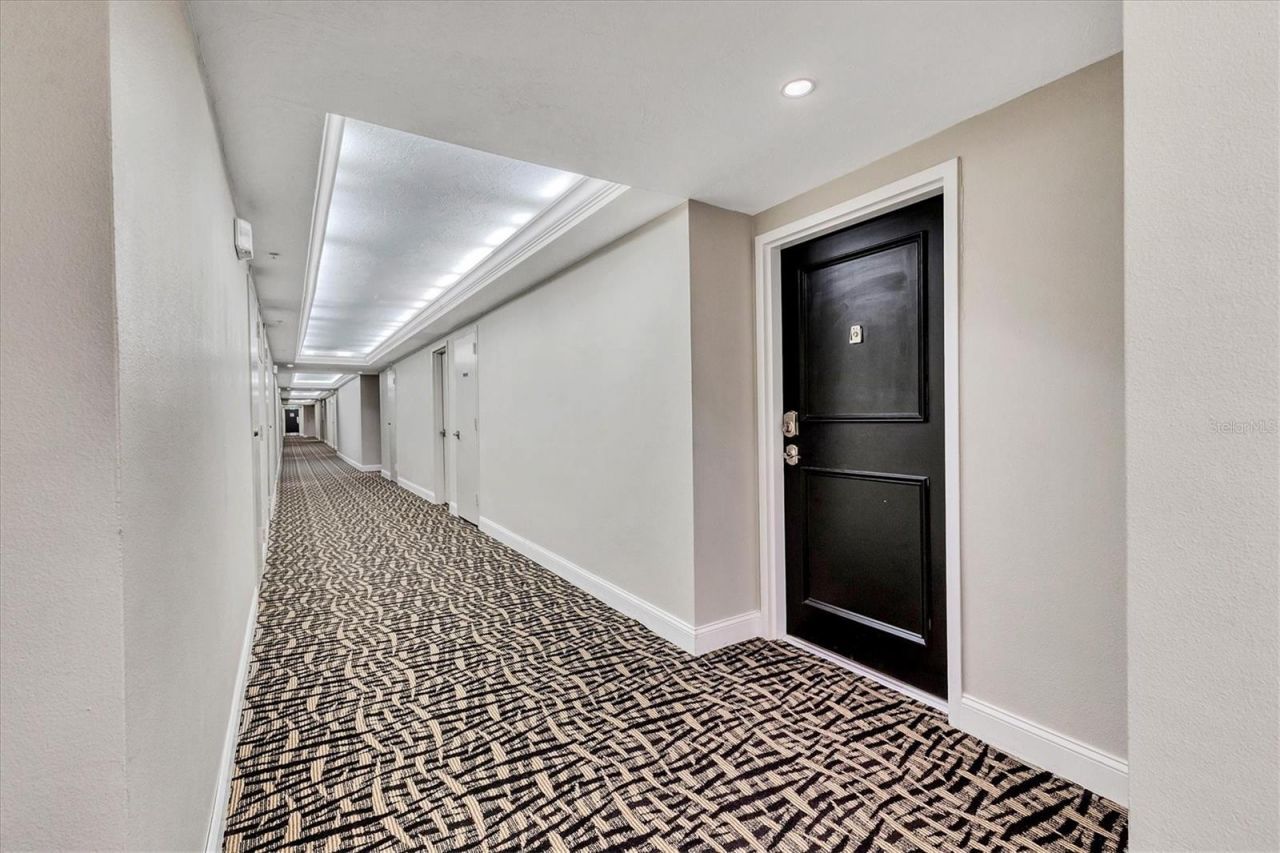 101 S Gulfstream Avenue, Unit 15E, Sarasota, FL 34236 Photo