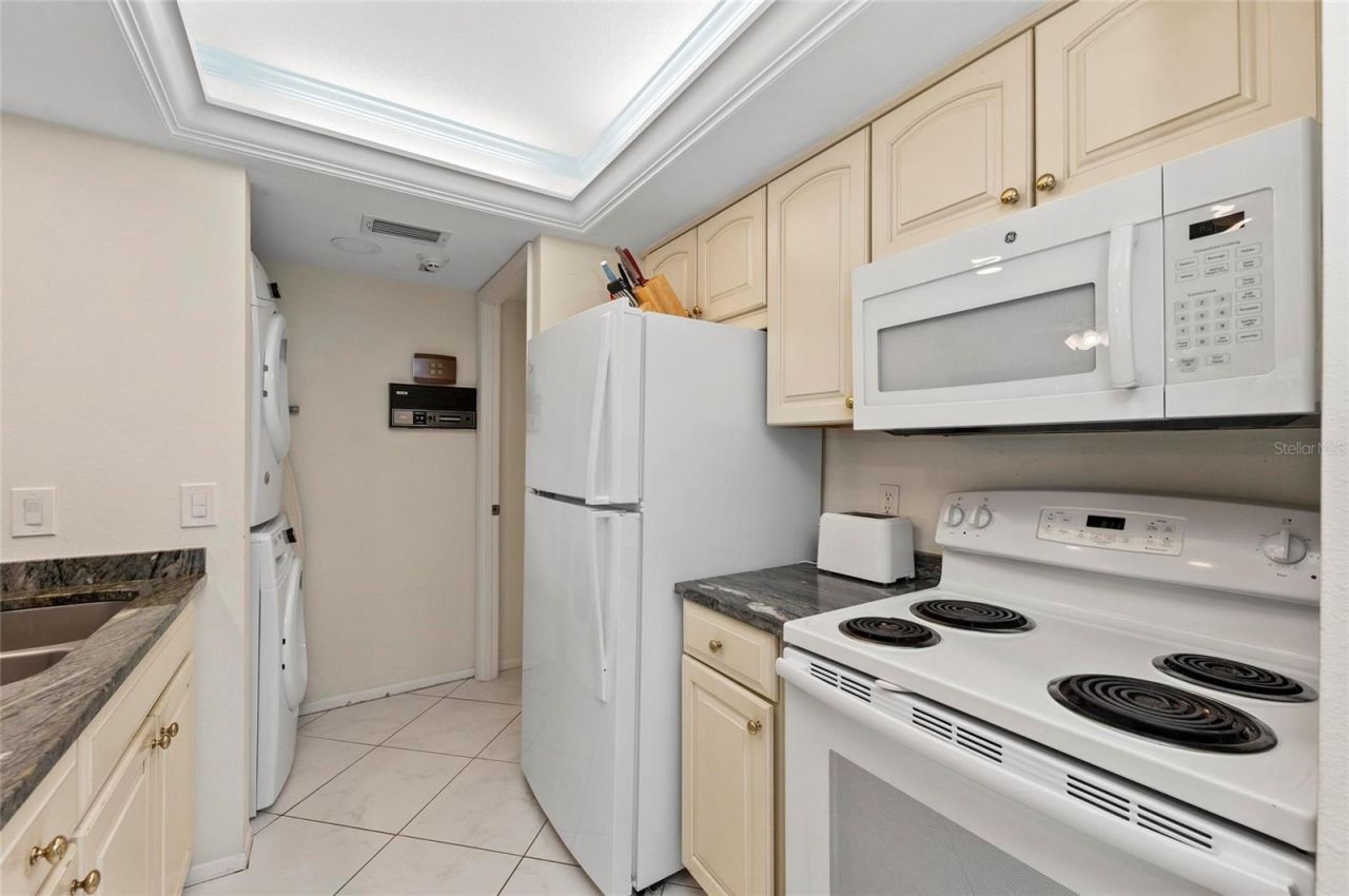 6342 Midnight Pass Road, Unit 212, Sarasota, FL 34242 Photo