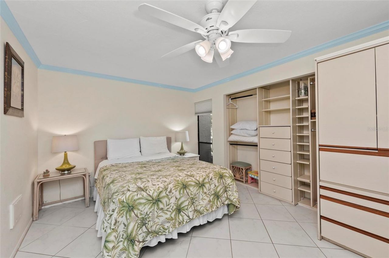 6342 Midnight Pass Road, Unit 212, Sarasota, FL 34242 Photo