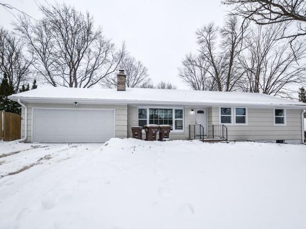 3709 W 102nd Street, Bloomington, MN 55431