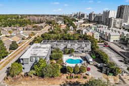 210 28th Ave. S photo 4