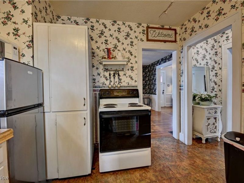 534 E Maple Street, North Canton, OH 44720 Photo 13