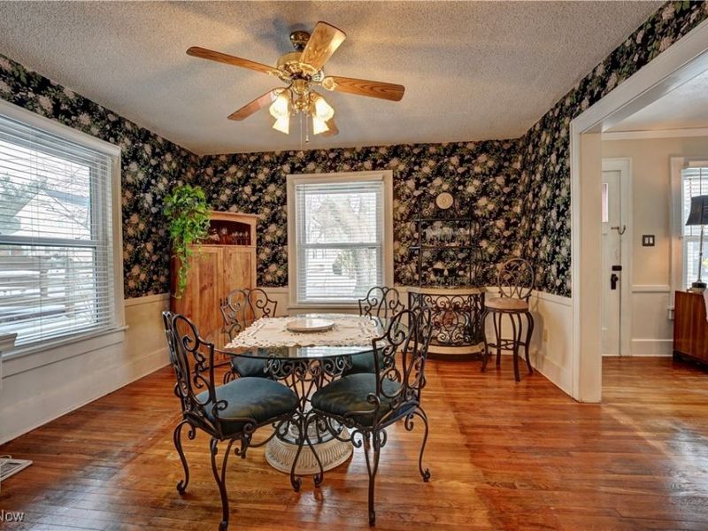534 E Maple Street, North Canton, OH 44720 Photo 15