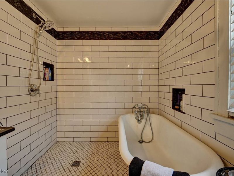 534 E Maple Street, North Canton, OH 44720 Photo 21