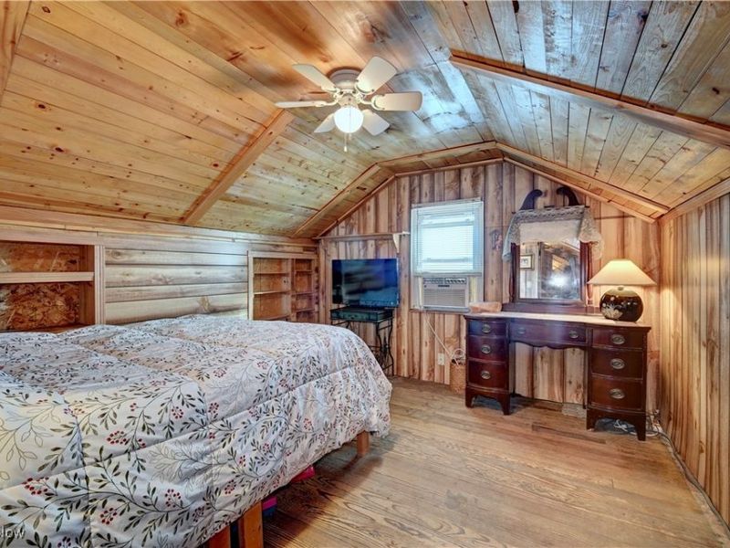 534 E Maple Street, North Canton, OH 44720 Photo 31