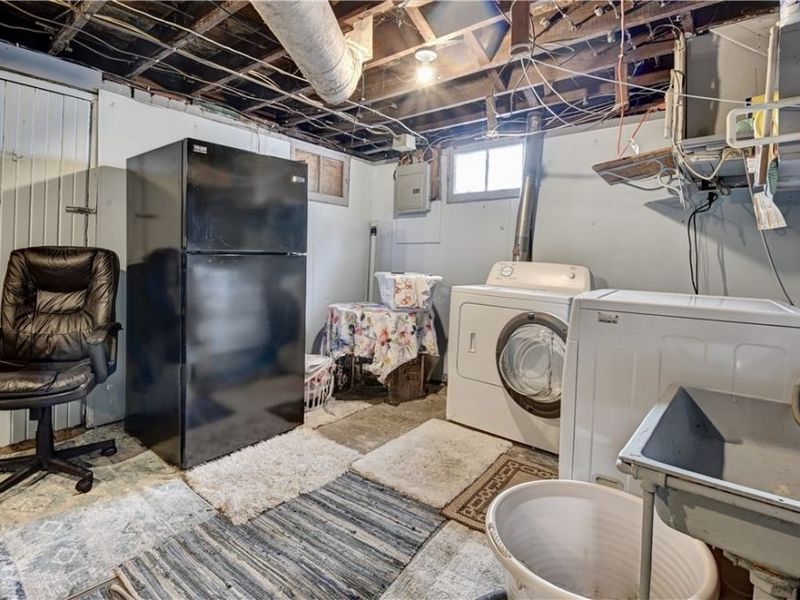 534 E Maple Street, North Canton, OH 44720 Photo 33