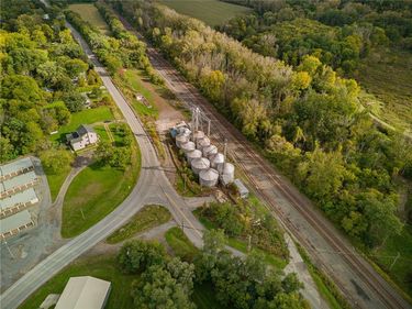 2980 N Creek Road, Palmyra, NY 14522