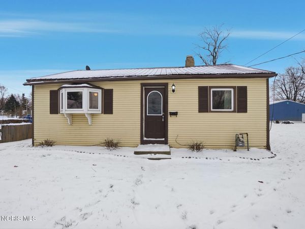 719 Davis Street, Findlay, OH 45840