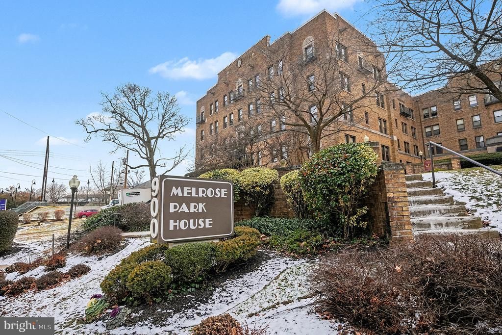 900 Valley Road, Unit C-302, Elkins Park, PA 19027 Main Photo