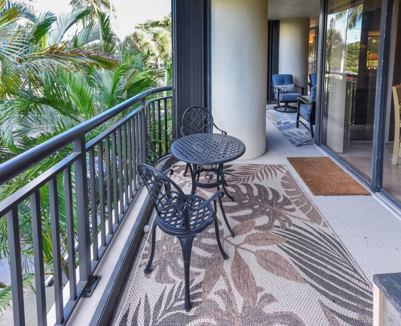 2427 Presidential Way, Unit 204, West Palm Beach, FL 33401 Photo