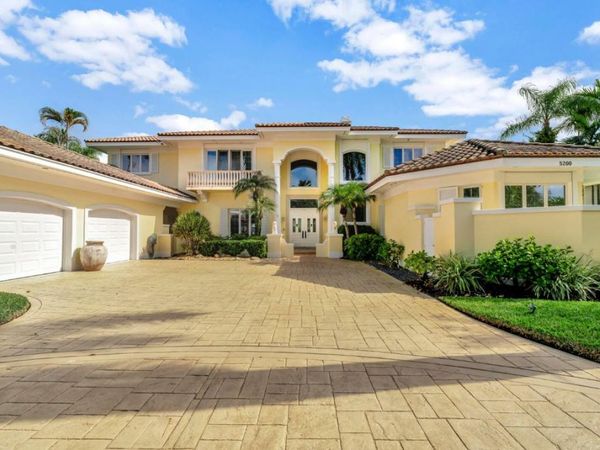 5200 Saint Andrews Island Drive, Vero Beach, FL 32967