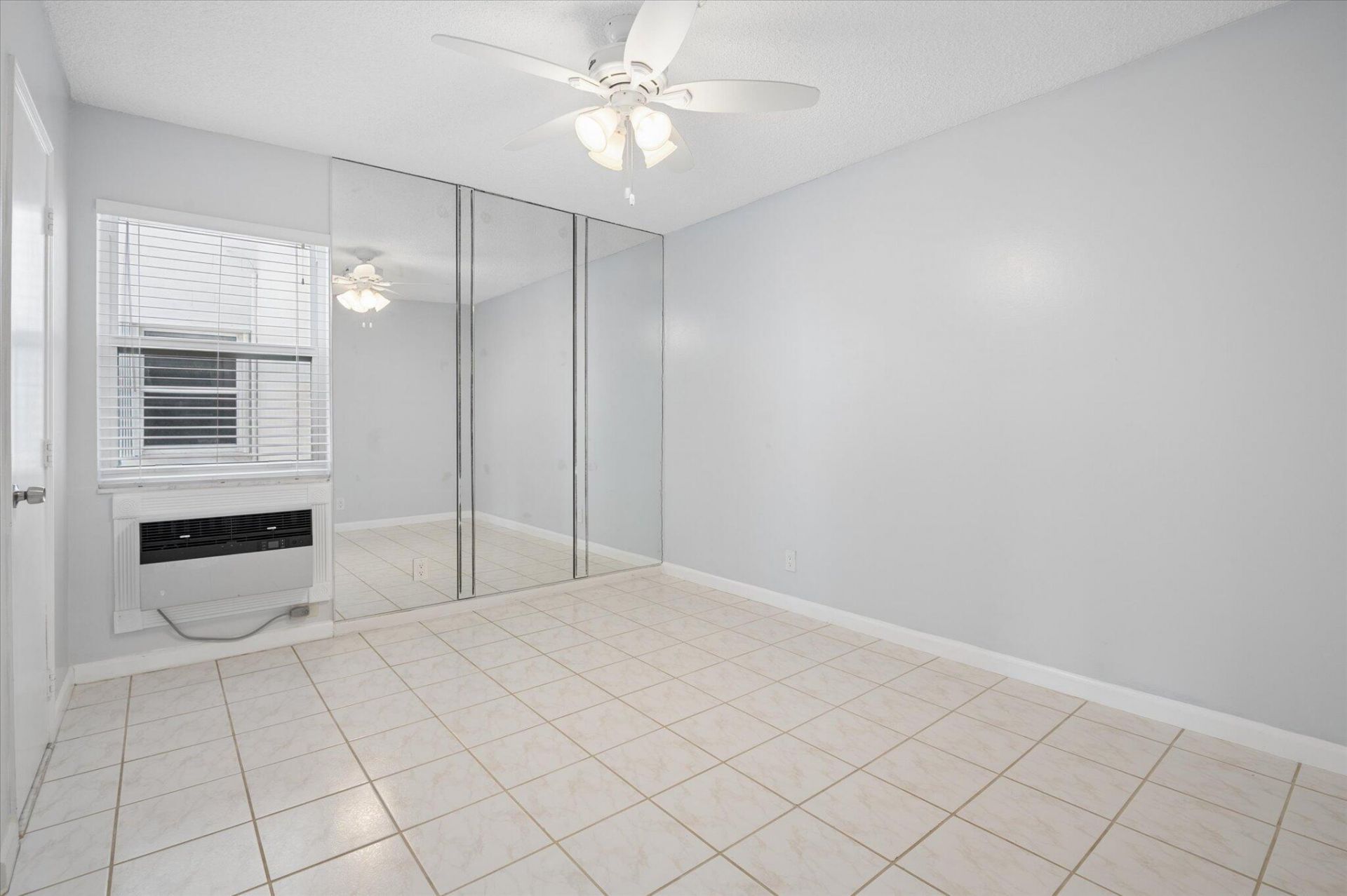720 Orton Avenue, Unit 607, Fort Lauderdale, FL 33304 Photo