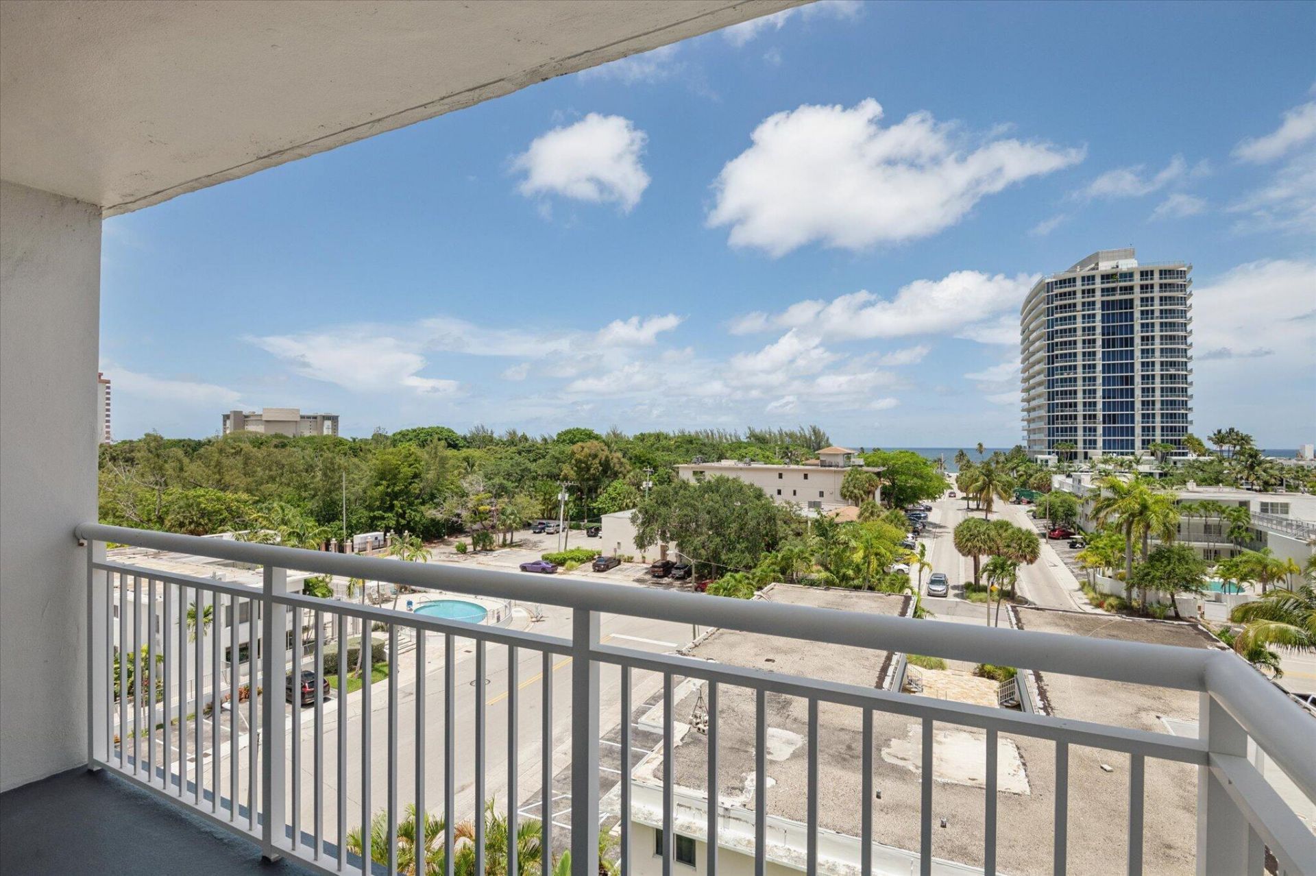 720 Orton Avenue, Unit 607, Fort Lauderdale, FL 33304 Photo
